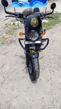 Royal Enfield Hunter 350 Metro