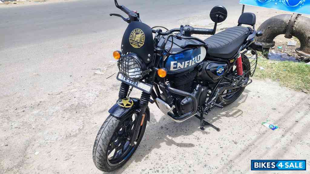 Royal Enfield Hunter 350 Metro