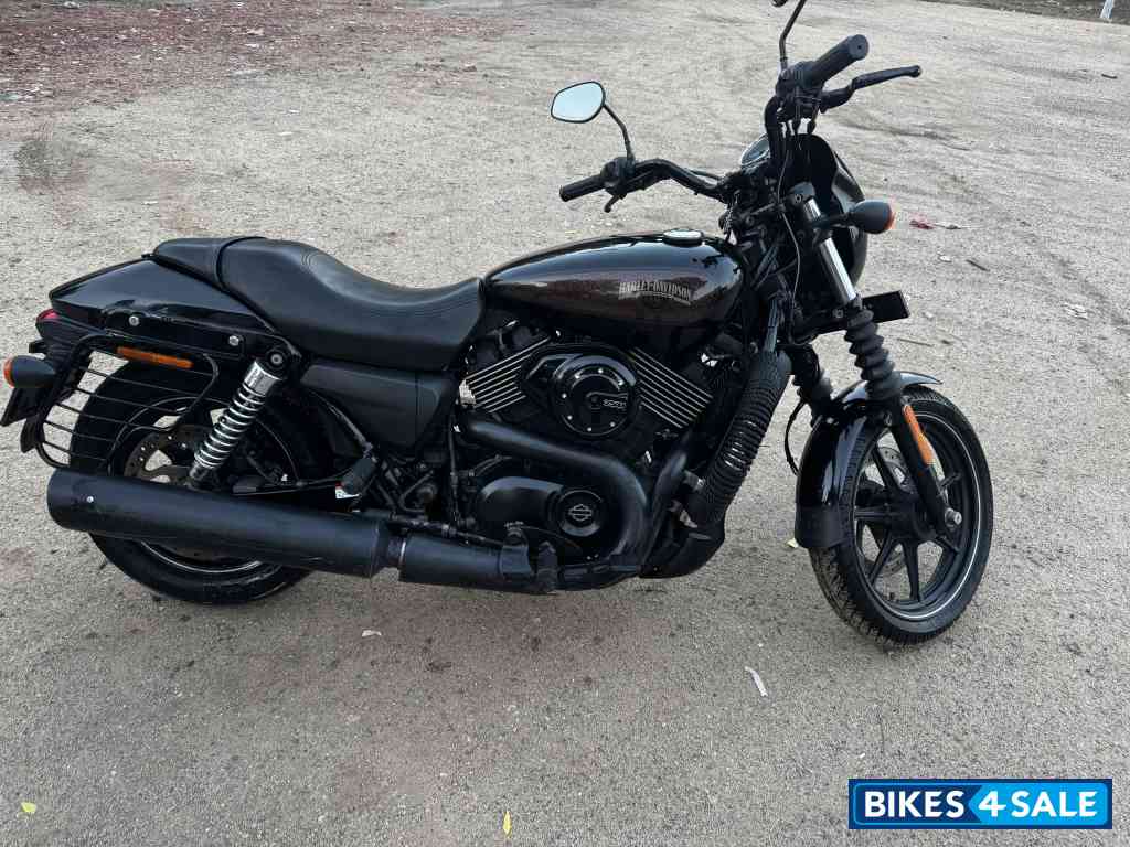 Vivid Black Anivarsary Harley Davidson Street 750