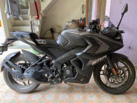 Bajaj Pulsar RS 200 BS6