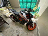 White KTM Duke 390