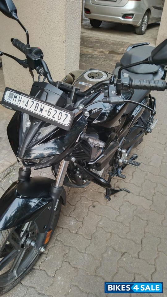 Black Hero Xtreme 125R