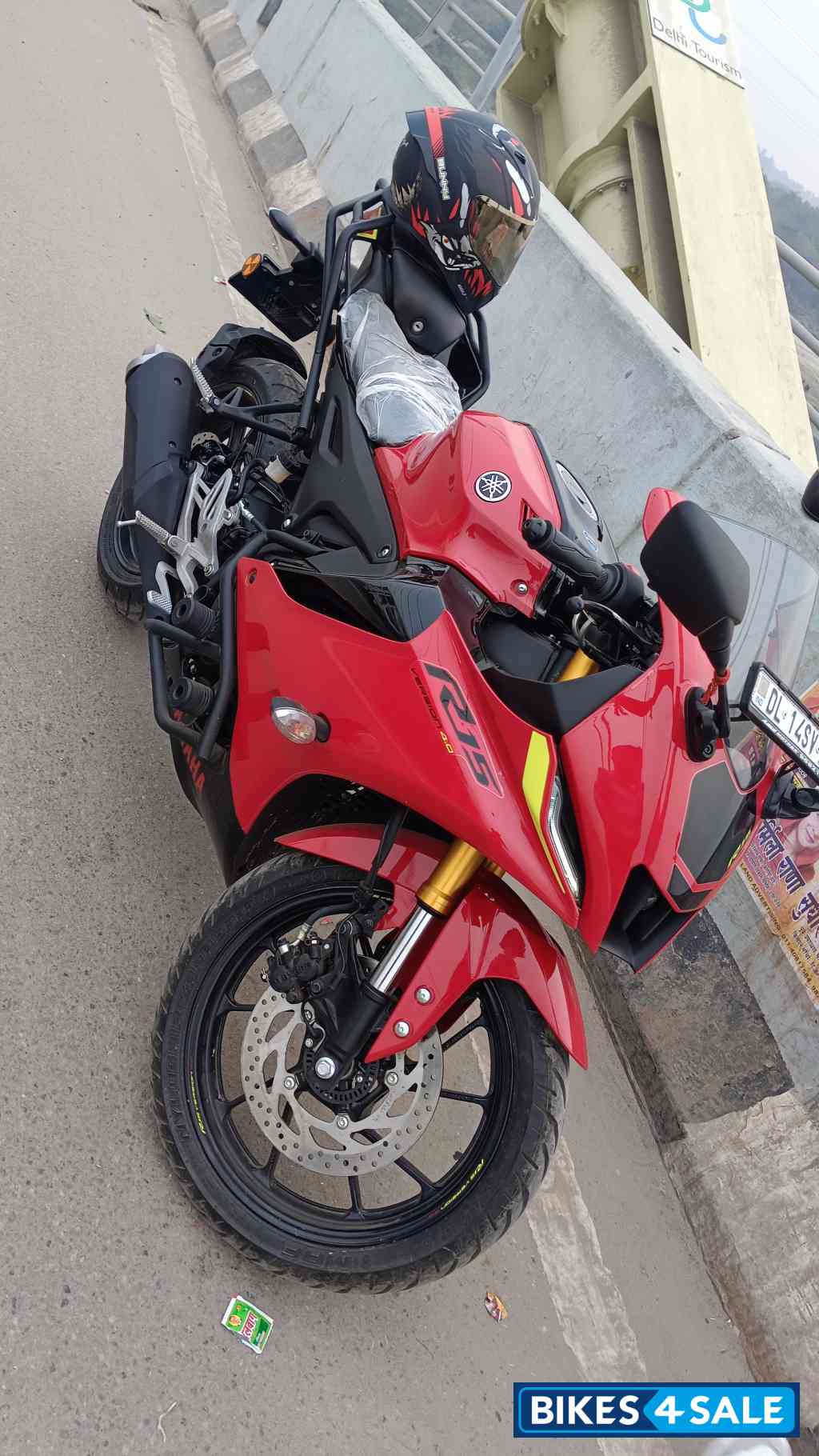 Yamaha R15 V4