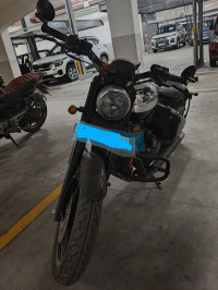 Jawa 42 Bobber Black Mirror