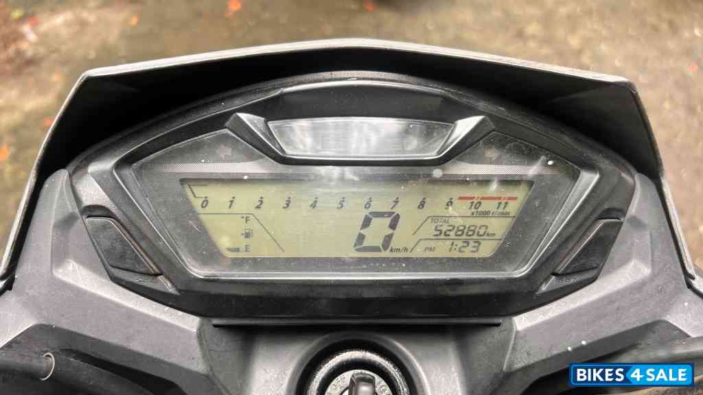 Black Orange Honda CB Hornet 160R Black Orange Honda CB Hornet 160R