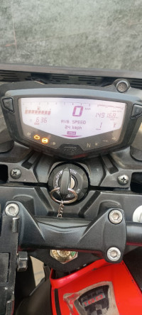 Black TVS Apache RTR 160 4V Special Edition