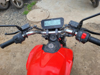 Revolt RV400 Eclipse Red