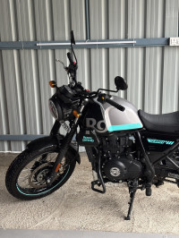 Black Silver Royal Enfield Scram 411