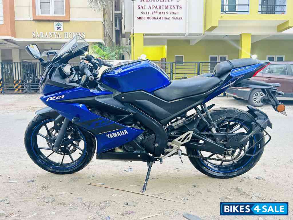 Blue Yamaha YZF R15 V3 Blue Yamaha YZF R15 V3