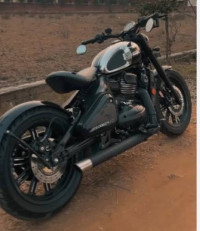 Jawa 42 Bobber Black Mirror 2024 Model