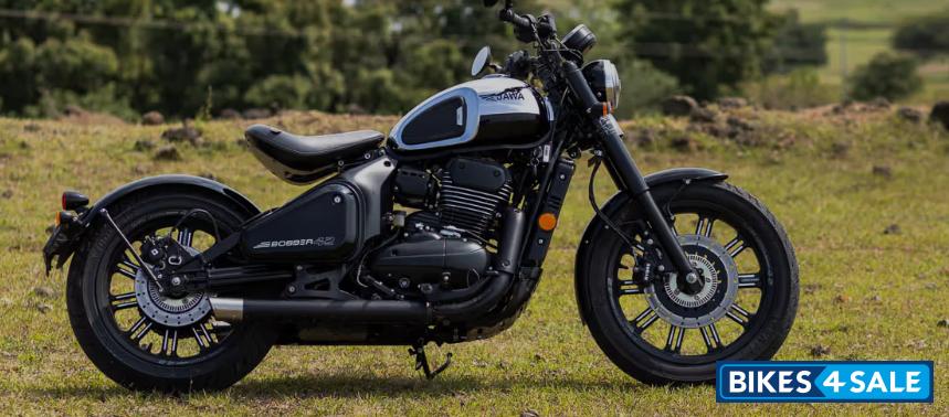 Black Mirror Jawa 42 Bobber Black Mirror Black Mirror Jawa 42 Bobber Black Mirror