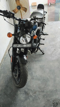 Royal Enfield Hunter 350 Metro