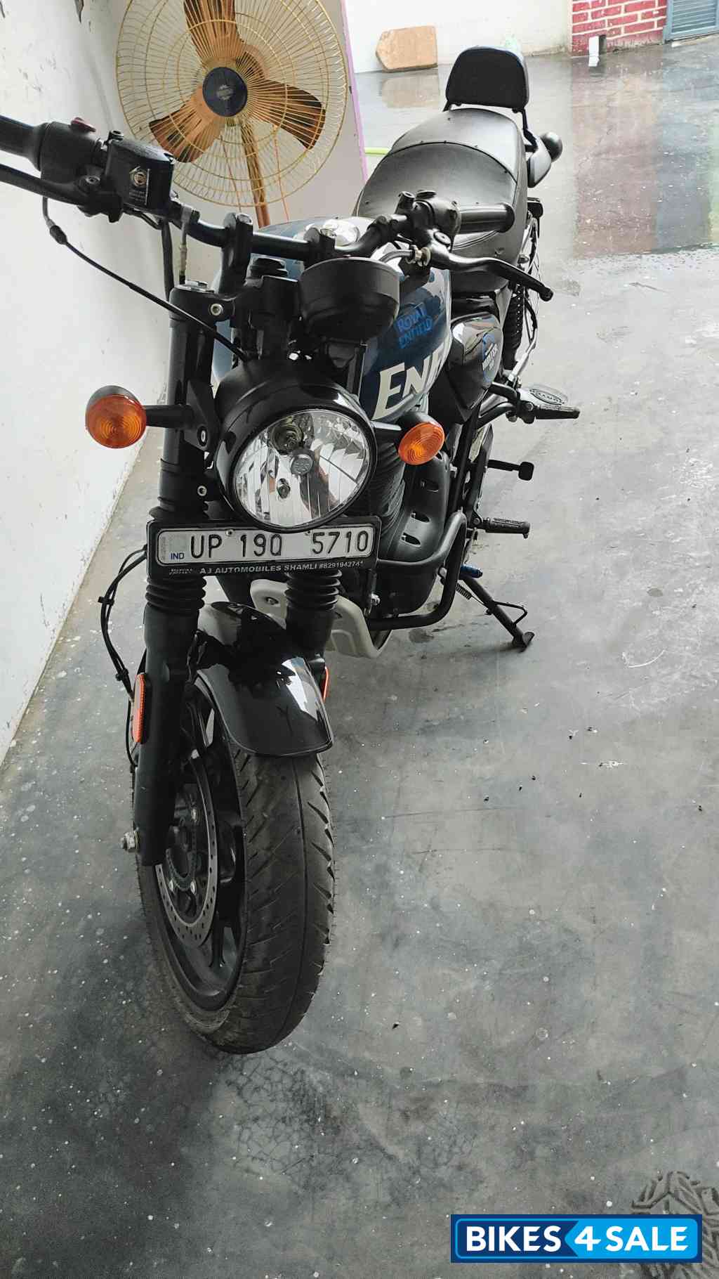 Royal Enfield Hunter 350 Metro