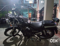 Black Royal Enfield Thunderbird 350