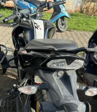 Black TVS Apache RTR 160 4V