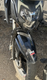 Black TVS Apache RTR 160 4V