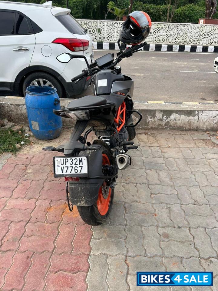 KTM Duke 390 2022