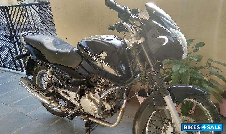 Black Bajaj Pulsar 150 DTSi
