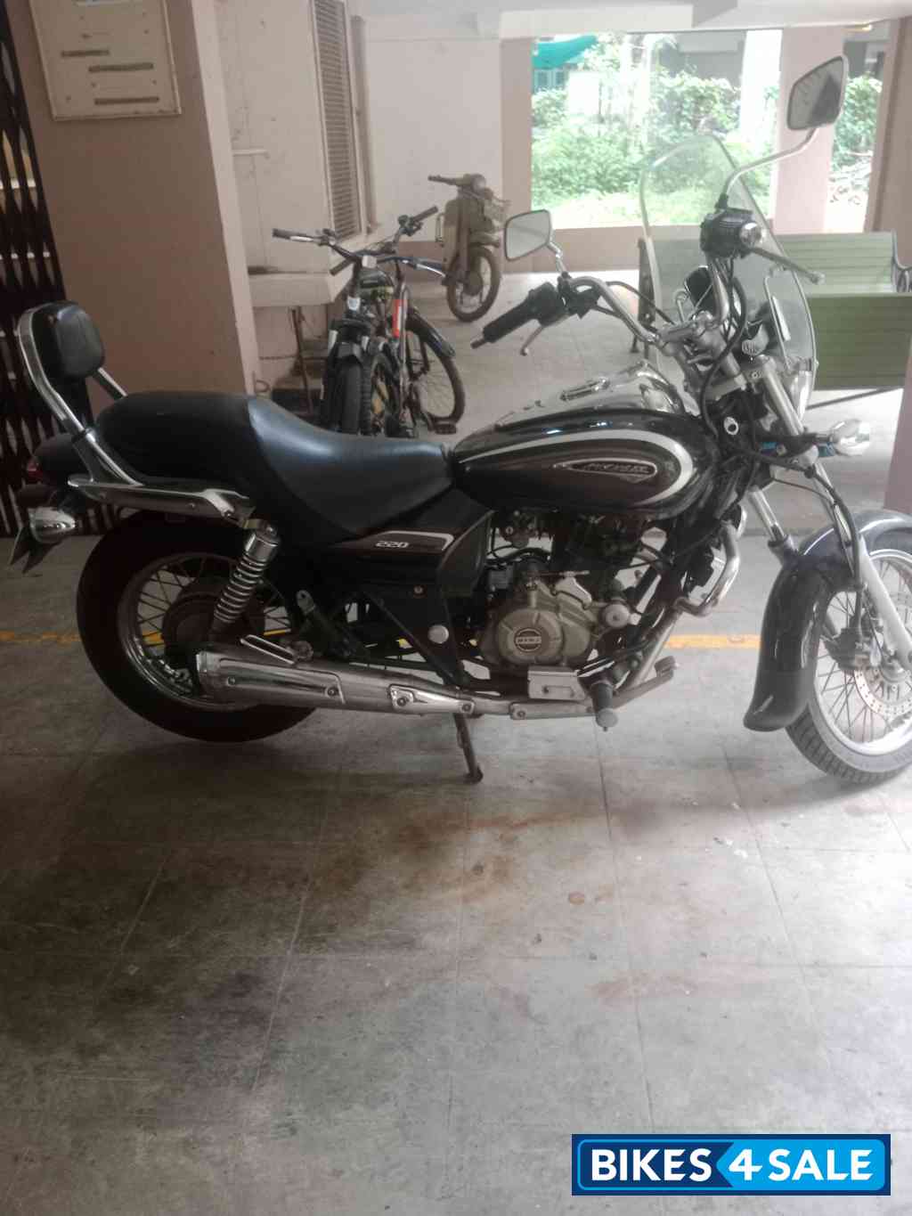 Bajaj Avenger Cruise 220