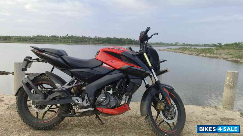 Passion Red Bajaj Pulsar NS 160