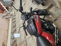 Red Bajaj Avenger Street 160 BS6