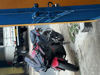 Bajaj Pulsar RS 200  Model