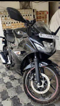 Suzuki Gixxer SF