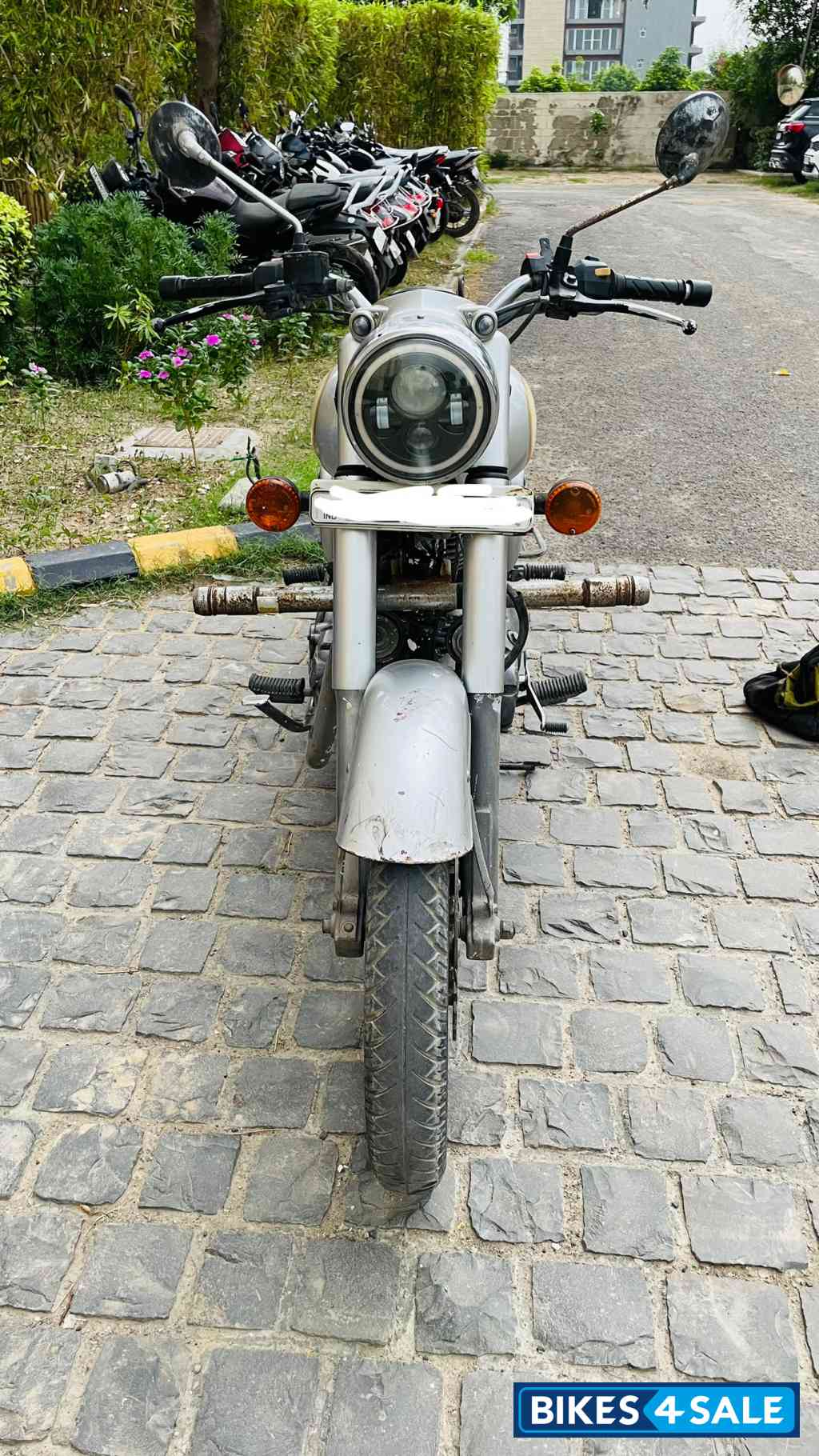 Silver Royal Enfield Classic 350
