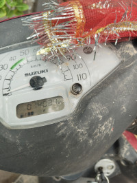 Red Suzuki Access 125