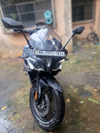 Bajaj Pulsar RS 200