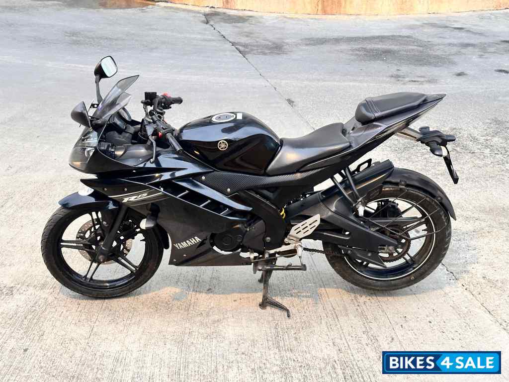 Yamaha YZF R15 V2