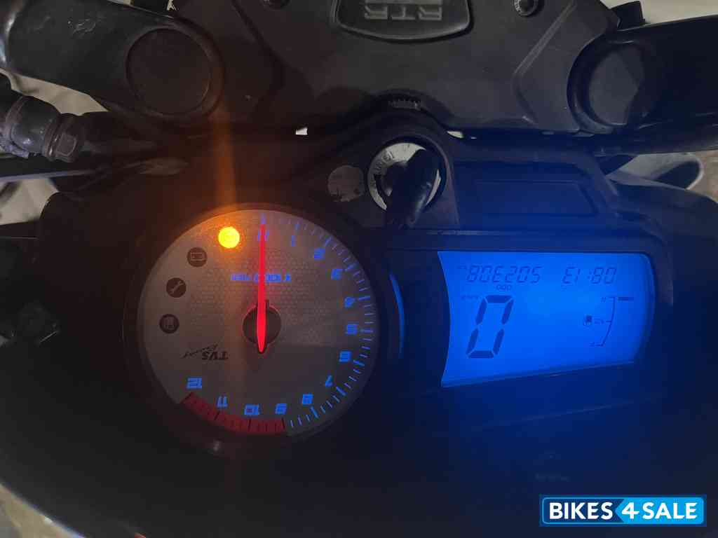 TVS Apache RTR 180 ABS