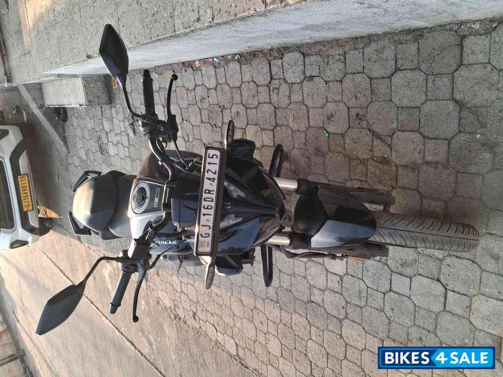 Black Hero Xtreme 125R