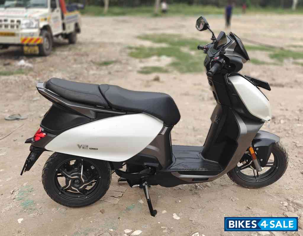 Matt White Vida V2 Plus