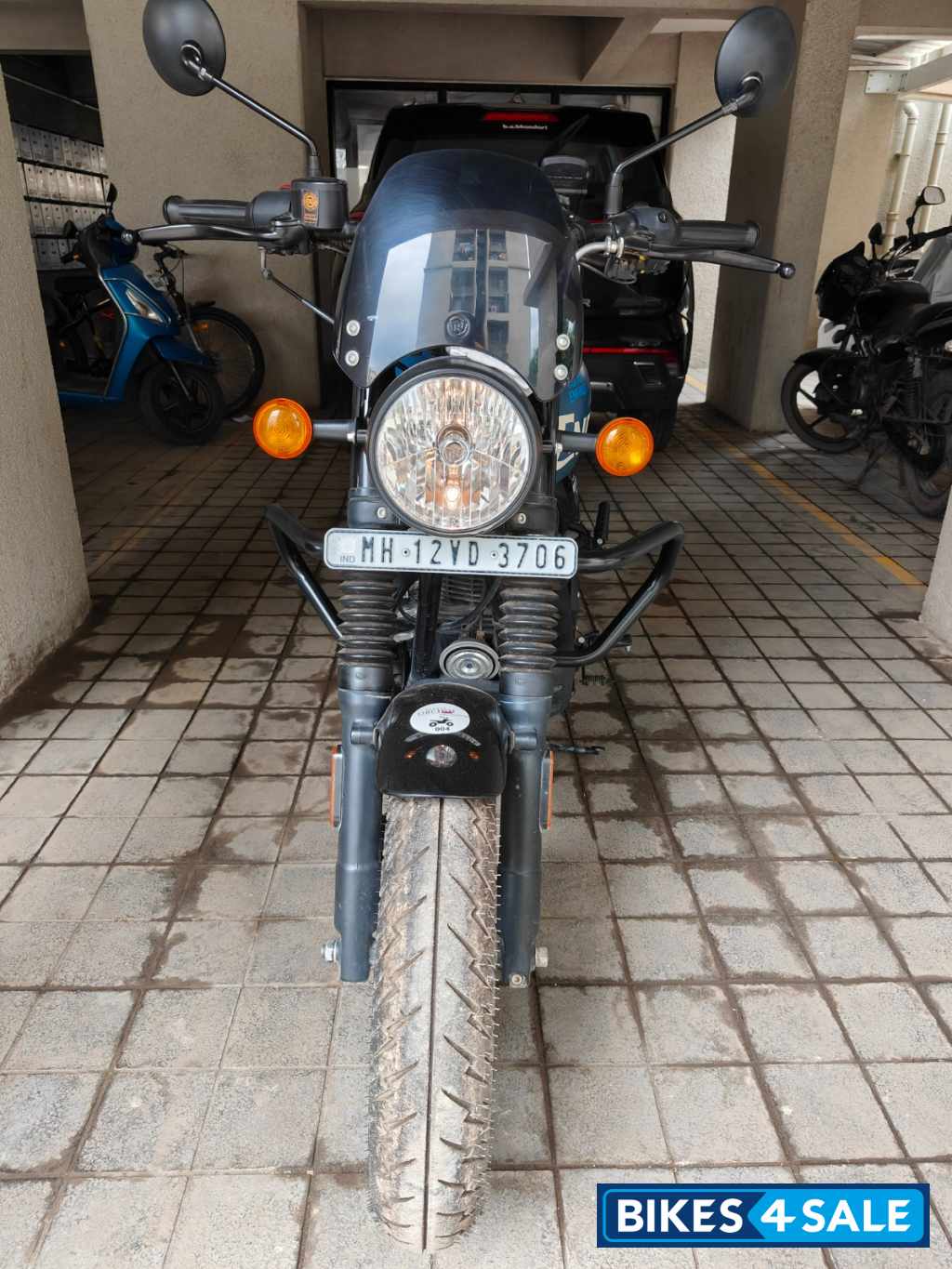 Royal Enfield Hunter 350 Metro