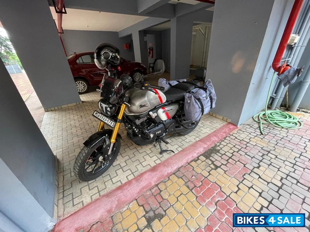 TVS Ronin TD Special Edition