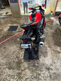 Yamaha R15 V4