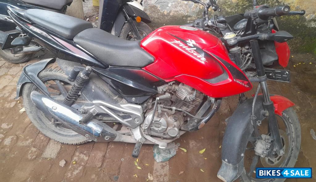 Bajaj Pulsar 135LS