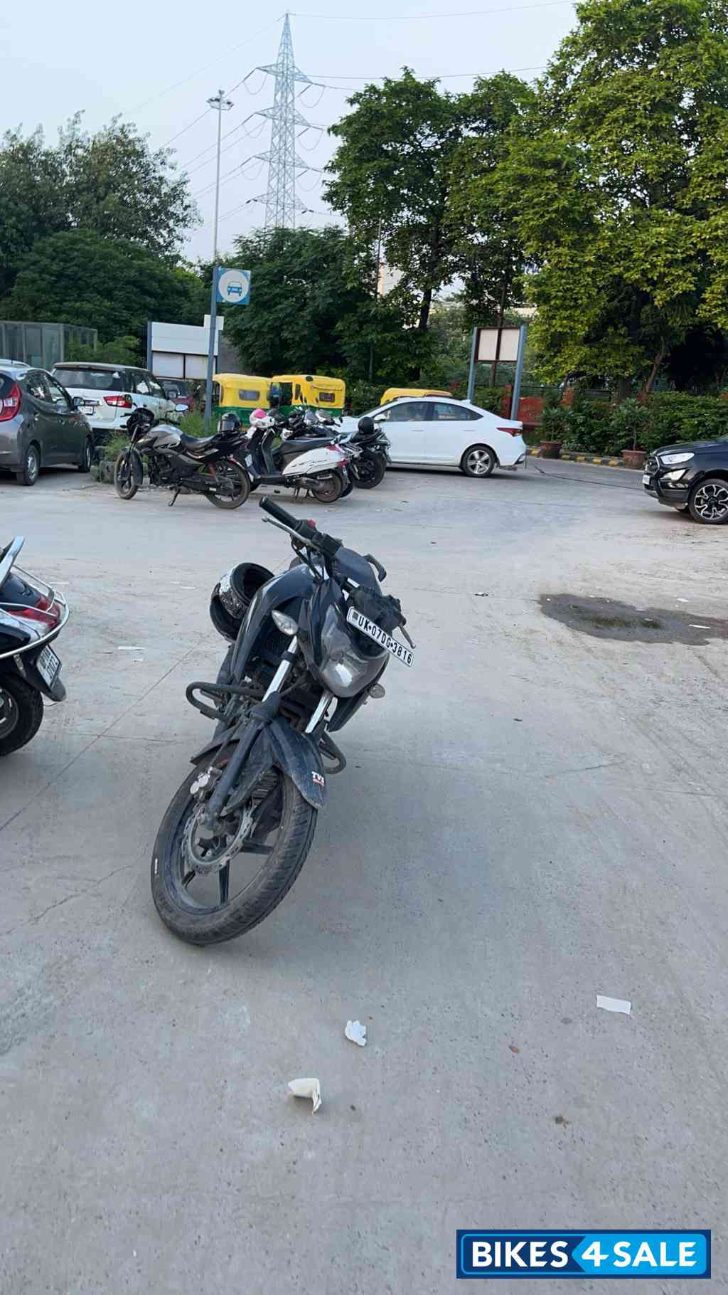 TVS Apache RTR 160 4V