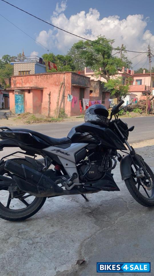 TVS Apache RTR 160 4V