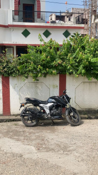 TVS Apache RTR 160 4V