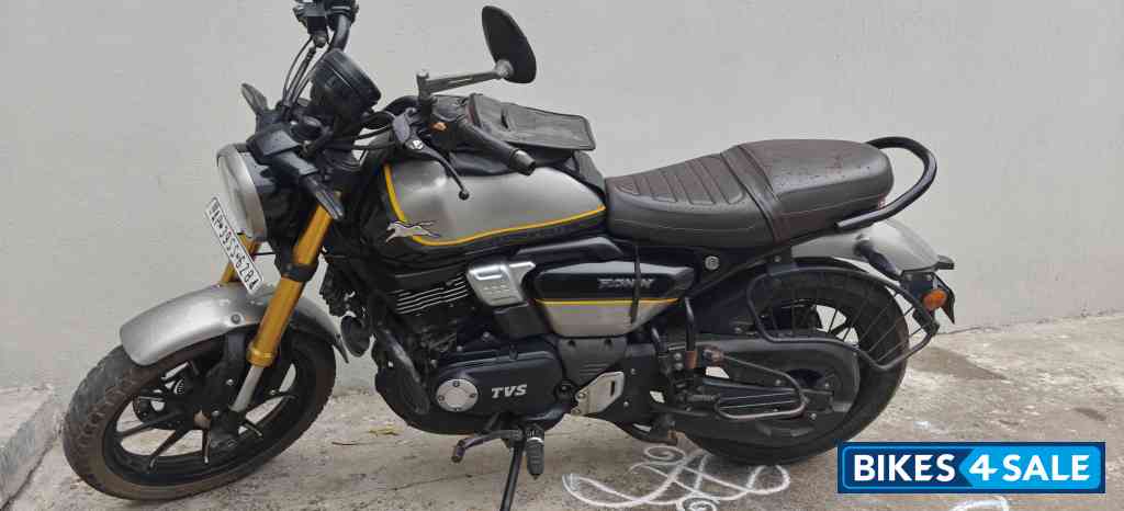 TVS Ronin TD