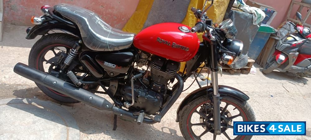 Royal Enfield Thunderbird X 350