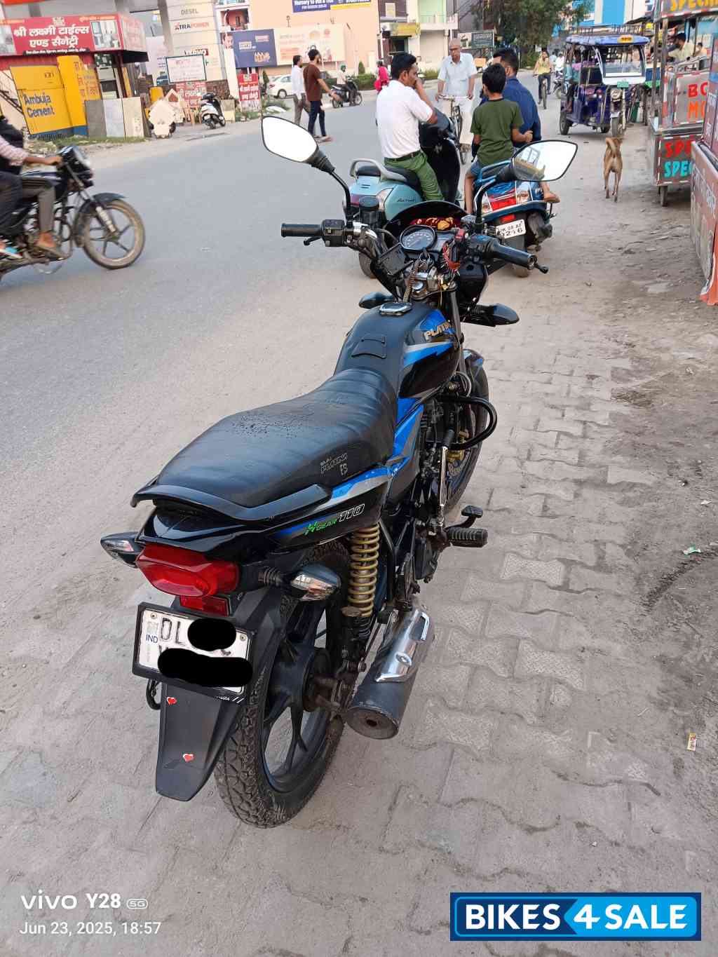 Black Blue Bajaj Platina 110 H-Gear BS6 Black Blue Bajaj Platina 110 H-Gear BS6