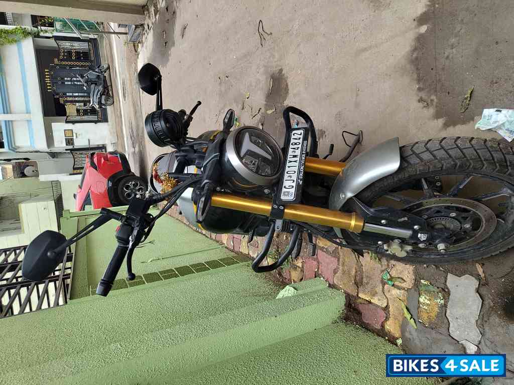 Silver TVS Ronin 2025