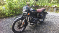 Pure Black Royal Enfield Classic 350