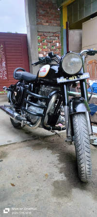 Black Royal Enfield Classic 350