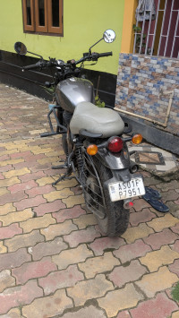 Royal Enfield Hunter 350 Metro