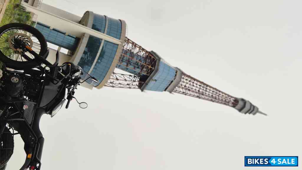 Granite Black Royal Enfield Himalayan BS VI