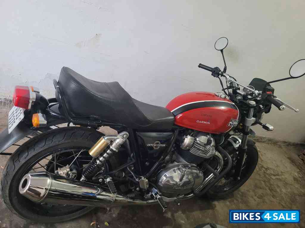 Ravishing Red Royal Enfield Interceptor 650 Twin Ravishing Red Royal Enfield Interceptor 650 Twin